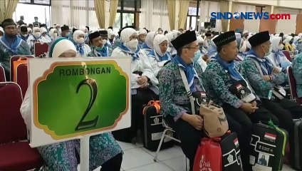 Penyelenggara Haji Bagikan 'Smart Watch' untuk Pantau Kesehatan dan Lokasi Jemaah