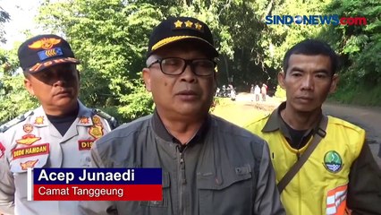 Hujan Lebat Akibatkan Ruas Jalan Provinsi di Cianjur Ambles Sedalam 50 Meter