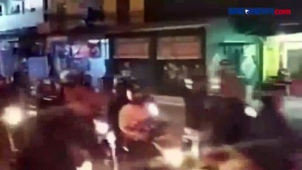 Ratusan Suporter Bentrok dengan Pemuda di Semarang Dipicu Lemparan Batu