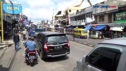 Viral, Sekelompok Remaja Cegat Truk Hanya untuk Konten