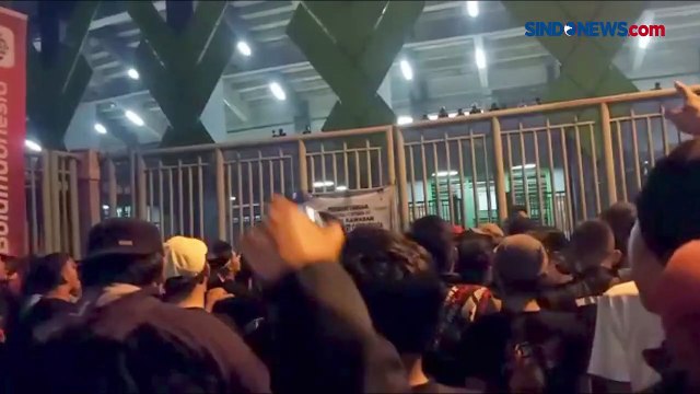 Jelang Indonesia Vs Vietnam, Suporter dan Panitia Nyaris Ricuh, Bis Timnas Tertahan Setengah Jam