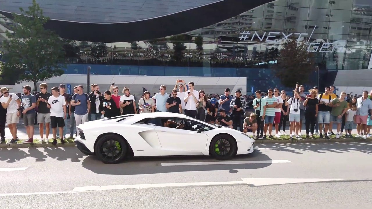 Cars & Coffee Supercar Meeting München