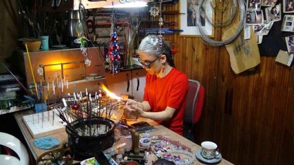 Çocukken sobada cam eritiyordu, şimdi gelir kaynağı oldu