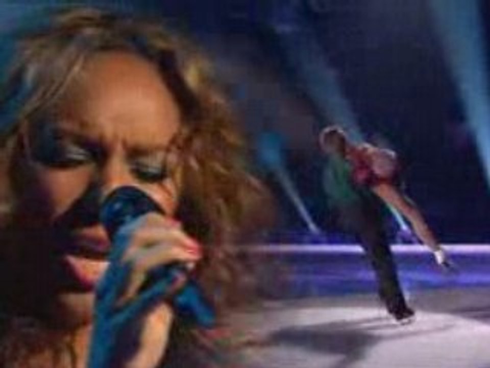 LEONA LEWIS - Footprints in the sand Live Dancing on ice2008