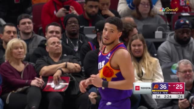 Durant and Booker shine for Suns in Chicago