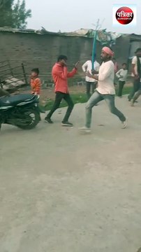 Live video of fight between two parties, 11 injured, case registered against 18