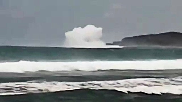 La houle déferle à Saint-Leu