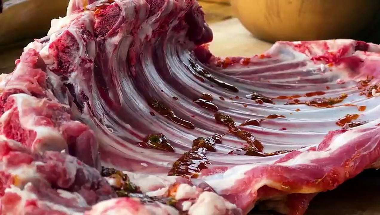 Unrealistically Delicious Ribs With A Crispy Crust And The Freshest Bread From Tandoor
