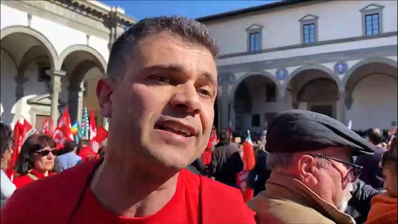 Corteo di Firenze, le voci dalla piazza: "Assurda aggressione al liceo, no al fascismo"