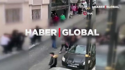 Saç baş birbirine girdiler! iki kız grubunun kavgası kameraya yansıdı