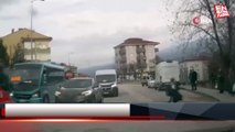 Karabük'te karşıdan karşıya geçen çocuk, aracın altında kalmaktan son anda kurtuldu