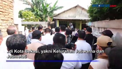 Menteri ATR/Kepala BPN Serahkan Sertifikat Tanah kepada Masyarakat di Bekasi