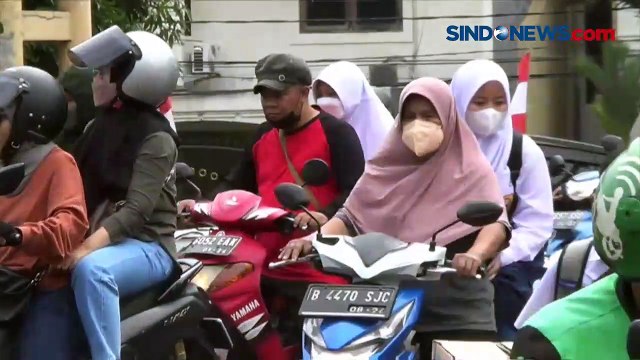 Pemotor Tewas Tertabrak Kereta di Perlintasan Bintaro Permai