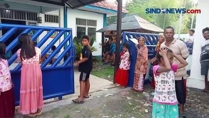 KM Lautan Papua Terbakar di Pantai Paiton Probolinggo