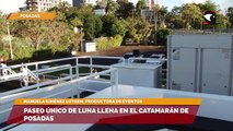 Paseo único de luna llena en el catamarán de posadas