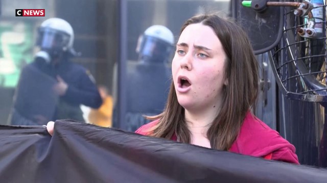 Accident ferroviaire en Grèce : la colère grimpe chez la population