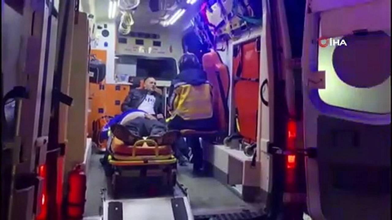 17 yaşındaki sürücü kaza yaptı! Bakırköy'de feci kaza: 1 ölü 5 yaralı