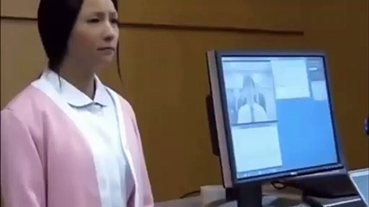 أول ربوت حقيقى بمواصفات بشرية - رهيييييييييييييب