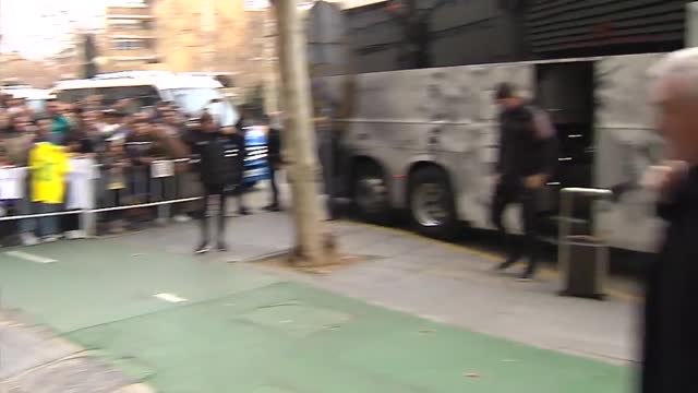 El Real Madrid llega a Sevilla con la baja de Odriozola y la presión de sumar ante el Betis