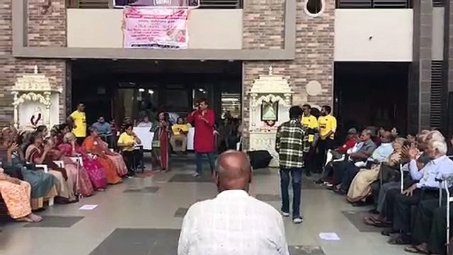 VIDEO: होली गीतों के साथ बुजुर्गों ने खेली अंत्याक्षरी