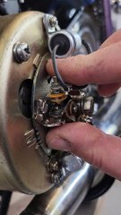 RD125 1975 soucis stator : plateau demi lune allumage