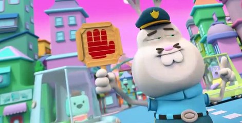 Chico Bon Bon: Monkey with a Tool Belt E002