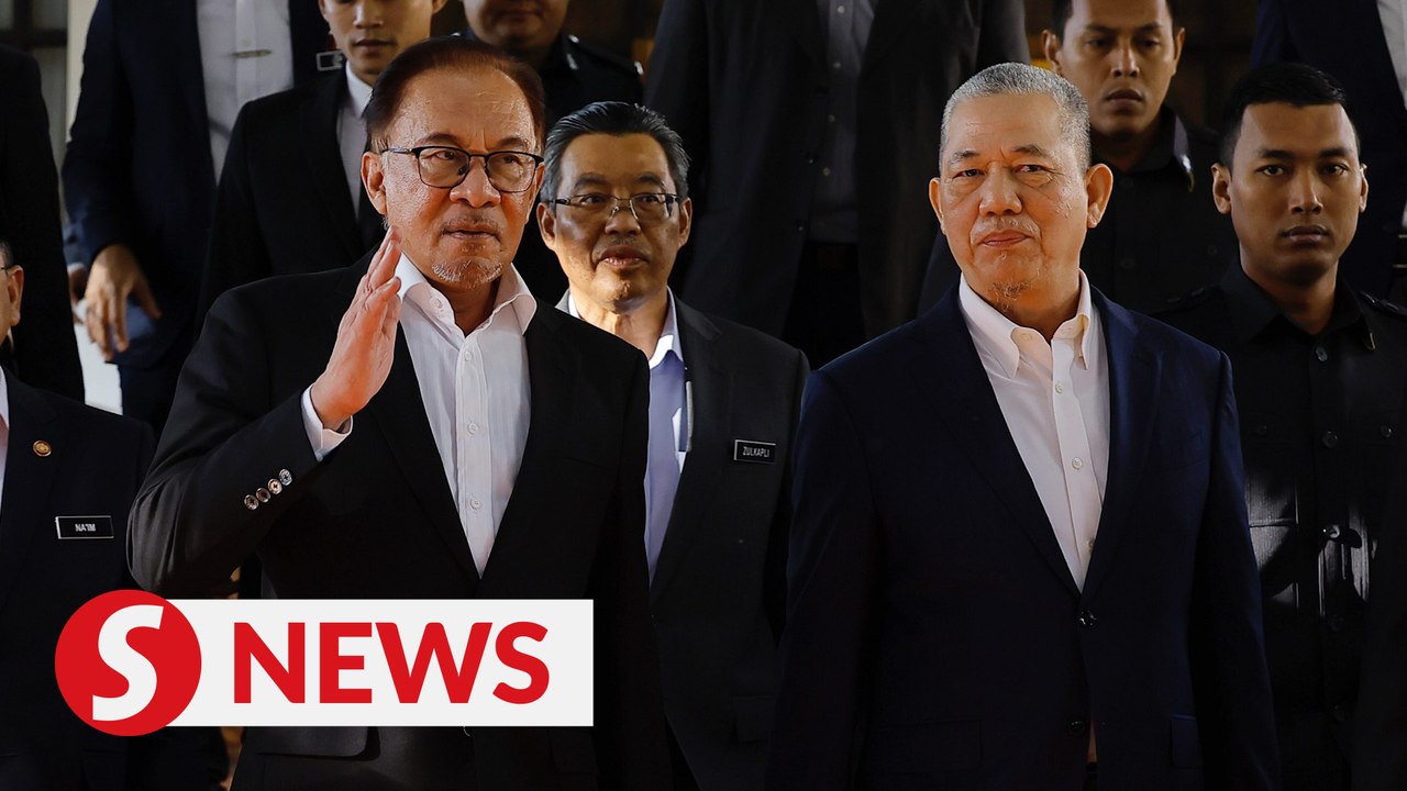 PM: Raising civil servants' salary when nation's income improves