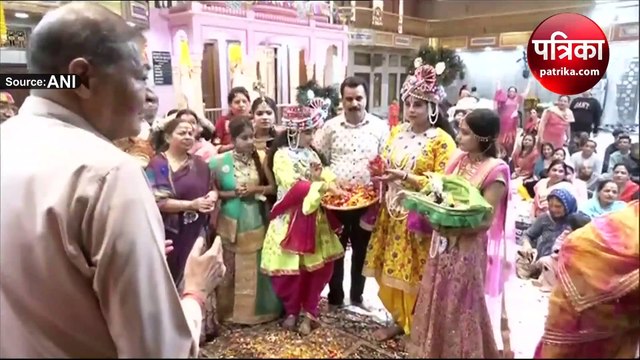 देशभर में होली की धूम: अमृतसर में खेली गई फूलों की होली, देखे वीडियो
