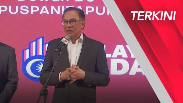 PM Anwar puji penjawat awam, janji skim gaji jadi keutamaan