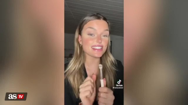 Influencer reveals traumatic experience at party with famous soccer players