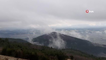 Abant'ta karlar eridi, çiğdemler çiçek açtı