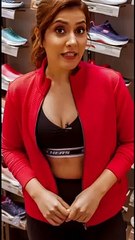 Actress Raashi Khanna New photoshoot video