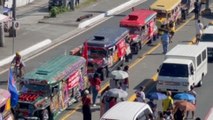 Los minibuses jeepney de Filipinas en huelga contra su modernizacion