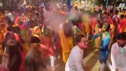 ইংরেজবাজার :হোলি উৎসবে বিশৃঙ্খলা রুখতে নজরদারি চালাবে পুরসভা ও প্রশাসন