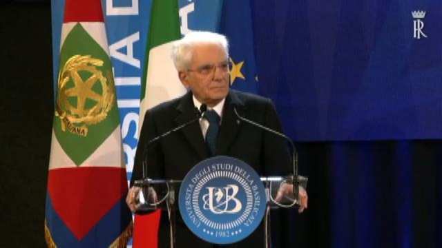 Mattarella su naufragio Cutro: chi non ha futuro lo cerca altrove