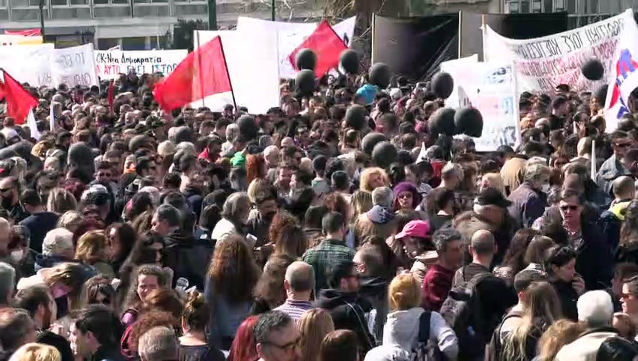 Gewaltsamer Protest nach Zugkatastrophe in Griechenland