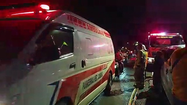 Incêndio em depósito de combustíveis deixa 16 mortos na Indonésia
