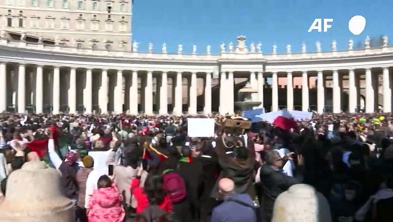 Pope Francis prays for victims of tragedies in Greece, Italy and Ukraine