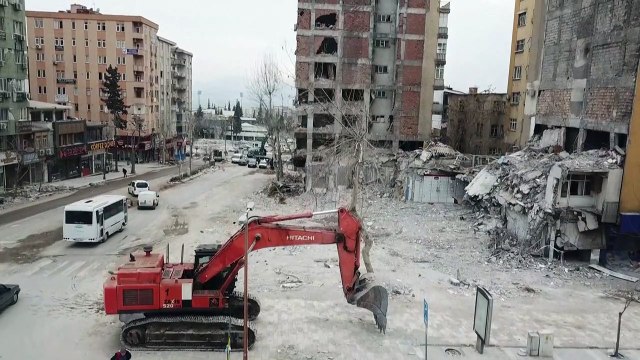 زلزال تركيا يخلف بعد شهر 45 ألف قتيل وبلداً في حالة صدمة