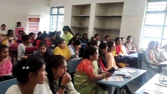 महिलाओं एवं युवतियों को रोजगार देने कंपनियों ने खोले द्वार