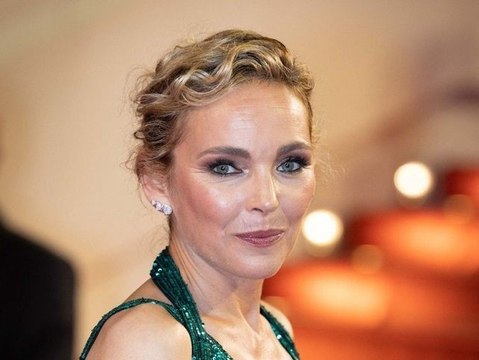 Claire Keim pas très tendre avec une jeune chanteuse qui a participé au spectacle des Enfoirés