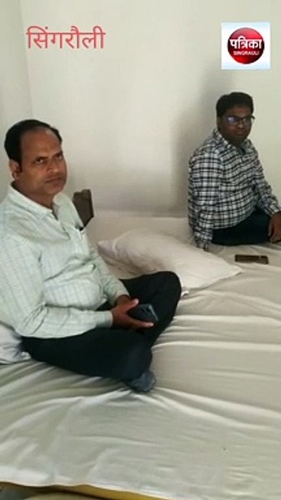 Lokayukta police caught Khatai Halka Patwari taking bribe of thousand