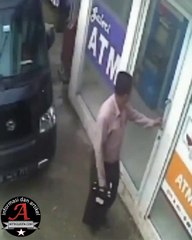 Viral Terbaru Video Detik-detik Aksi Perampokan Bersenpi di ATM Bank Panin Kota Pekanbaru Riau