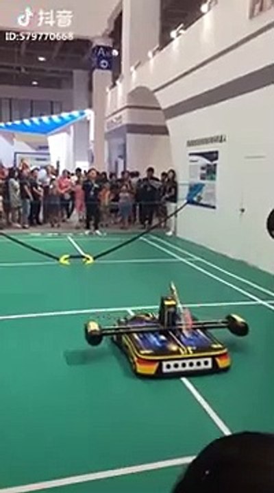 Robot-badminton