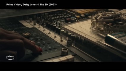 Sam Claflin & Riley Keough On Being Nervous About Singing Together For The First Time