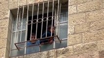 تفاصيل واقعة مأساوية لقيام الجنود الإسرائيليين بغلق منزل على طفلين في الخليل