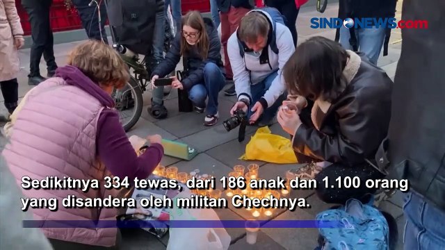 Warga St. Petersburg, Rusia Peringati Para Korban Pengepungan Sekolah Beslan