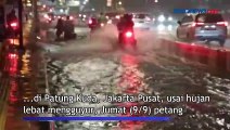Hujan Deras, Polisi Bongkar Beton hingga Kawat Berduri Imbas Demo BBM di Patung Kuda