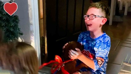 Kids Getting Cute Puppy as a Present || Heartsome 