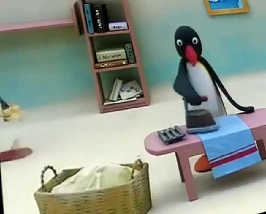 Pingu E093 Pingu Teases Pinga